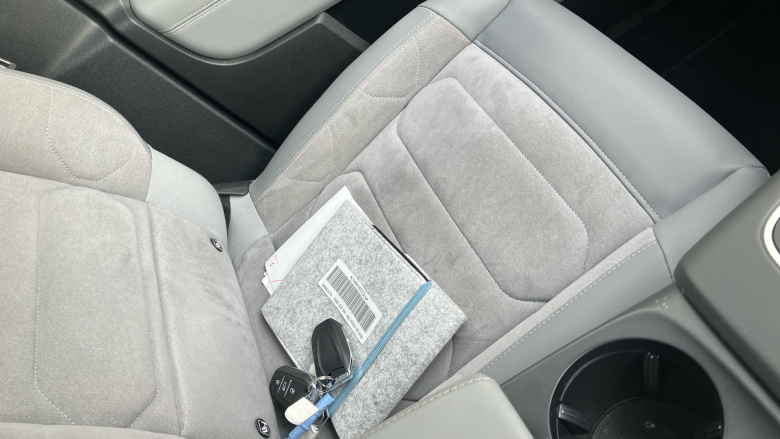 Citroen C5 Aircross 1.2 Hybrid 136 E-series 5dr e-DCS6 Petrol Hatchback